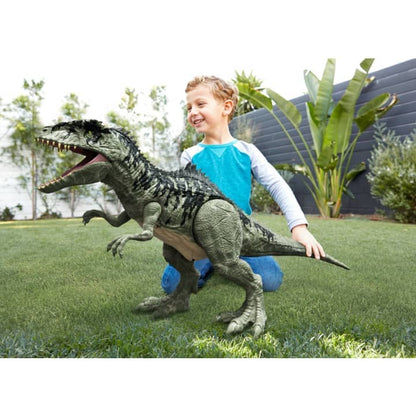 Jurassic World -  Dominion Super Colossal Giganotosaurus Action Figure