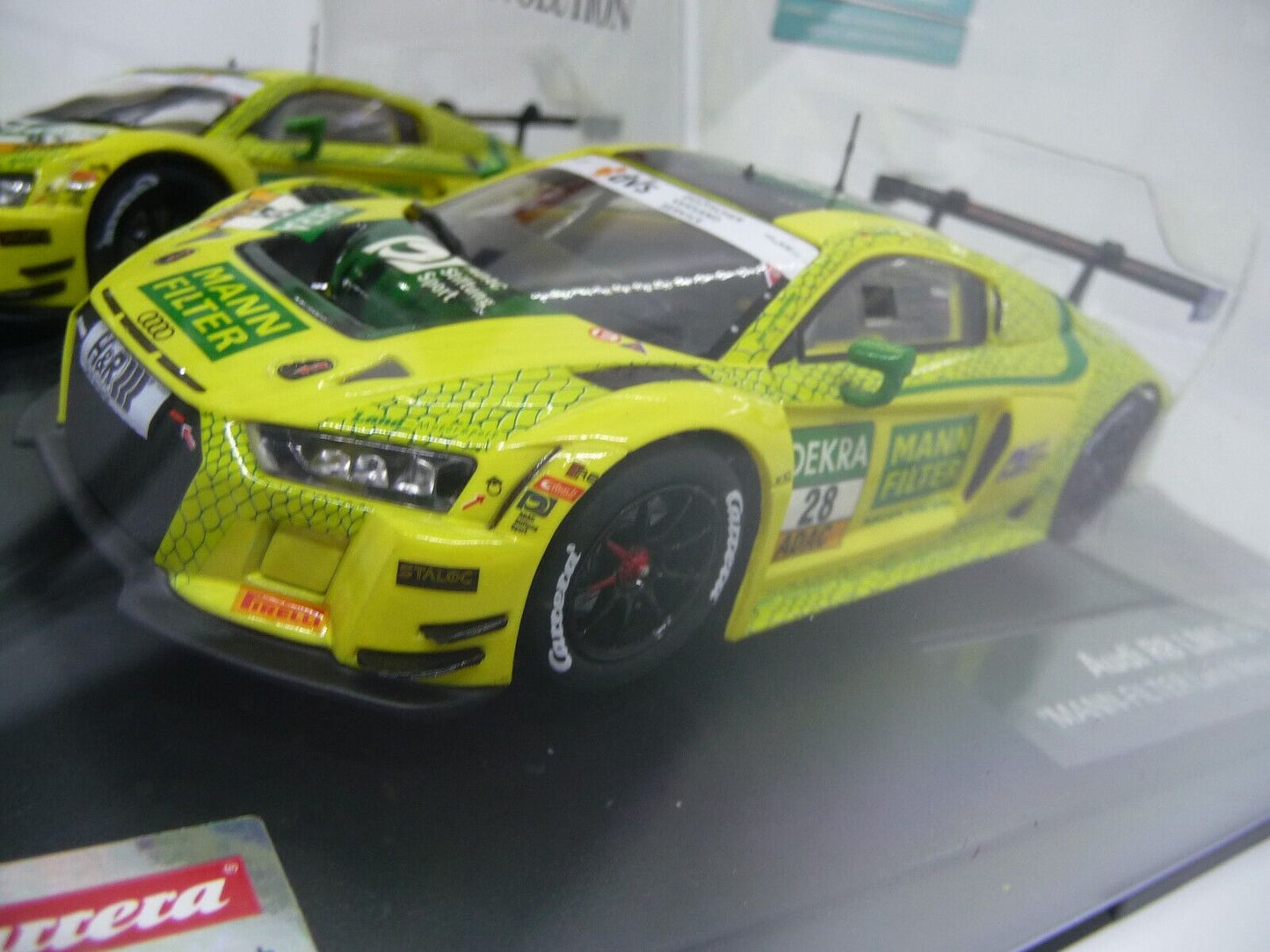Carrera -  Evolution 1:32 - AUDI R8 LMS GT3 MANN FILTER land MS No.28 - Slot Car Also Suits Scalextric