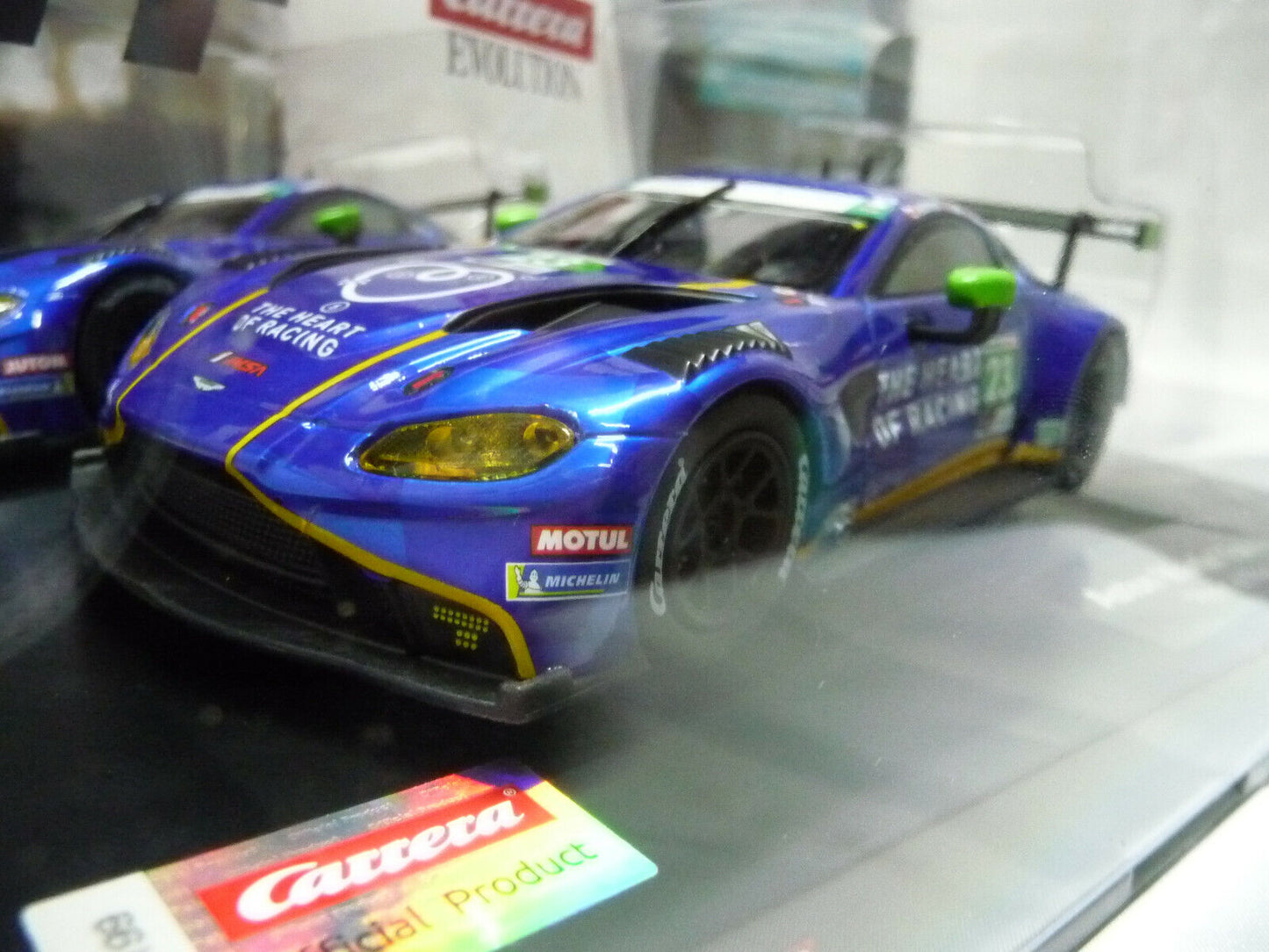 Carrera -  Evolution 1:32 - Aston Martin Vantage GT3 Heart Of Racing No23 - Slot Car Also Suits Scalextric