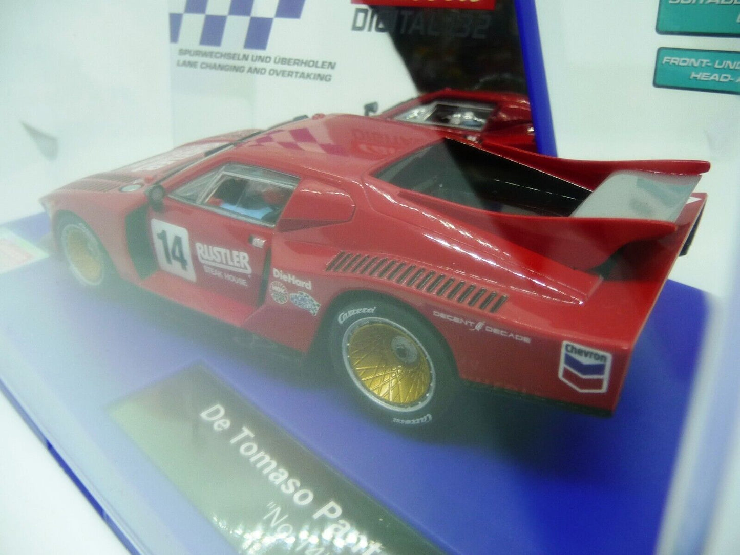 Carrera -  Digital 1:32 - De Tomaso Pantera Gr 5 No.14 - Slot Car Also Suits Scalextric