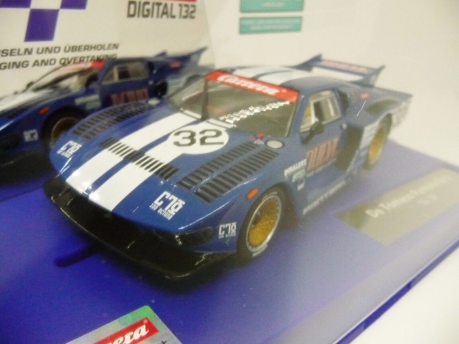 Carrera - Digital 1:32 - De Tomaso Pantera Gr 5 No.32 - Slot Car Also Suits Scalextric
