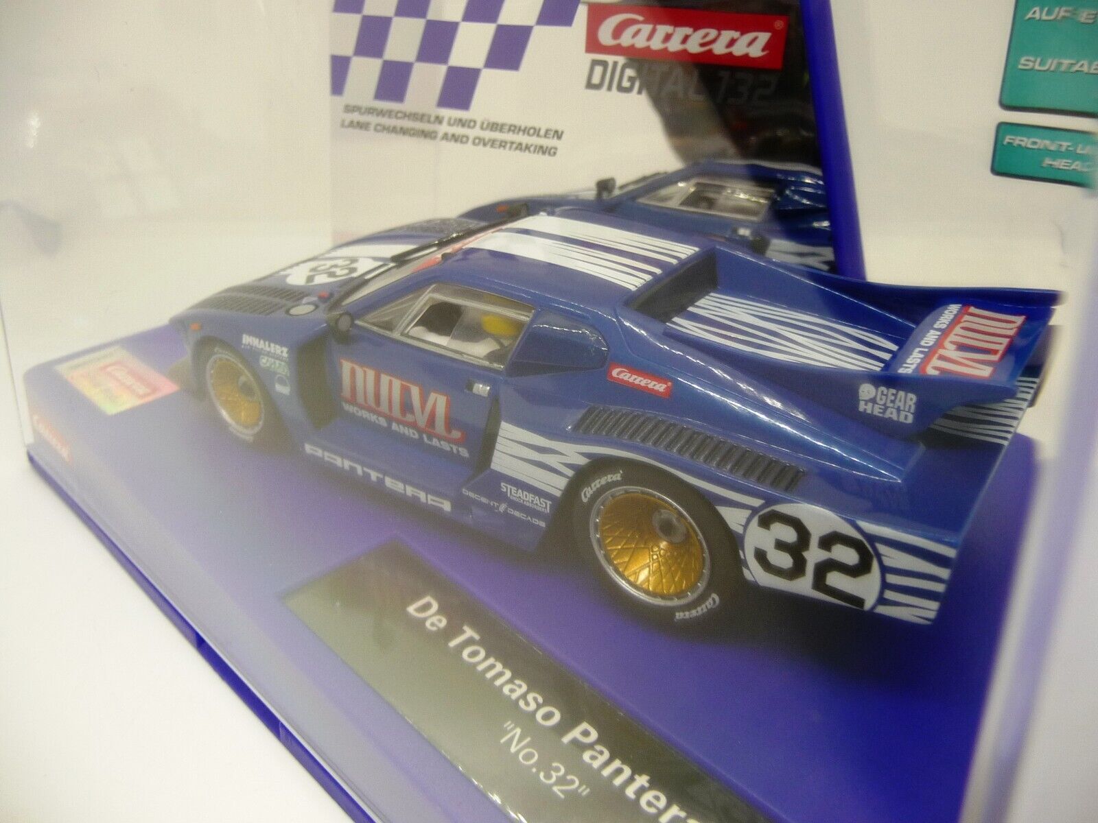Carrera - Digital 1:32 - De Tomaso Pantera Gr 5 No.32 - Slot Car Also Suits Scalextric