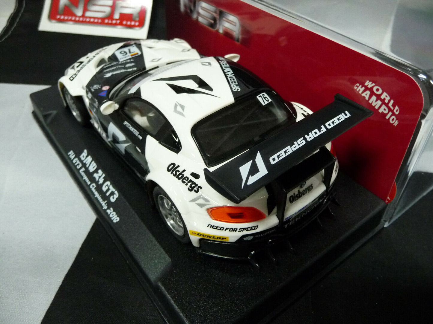 NSR -  1:32 0011AW BMW Z4 GT3 E89 FIA GT3 Euro Cup 2010 No.76 scalextric/carrera