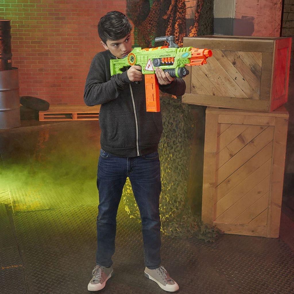 Nerf -  Zombie Strike Revoltinator