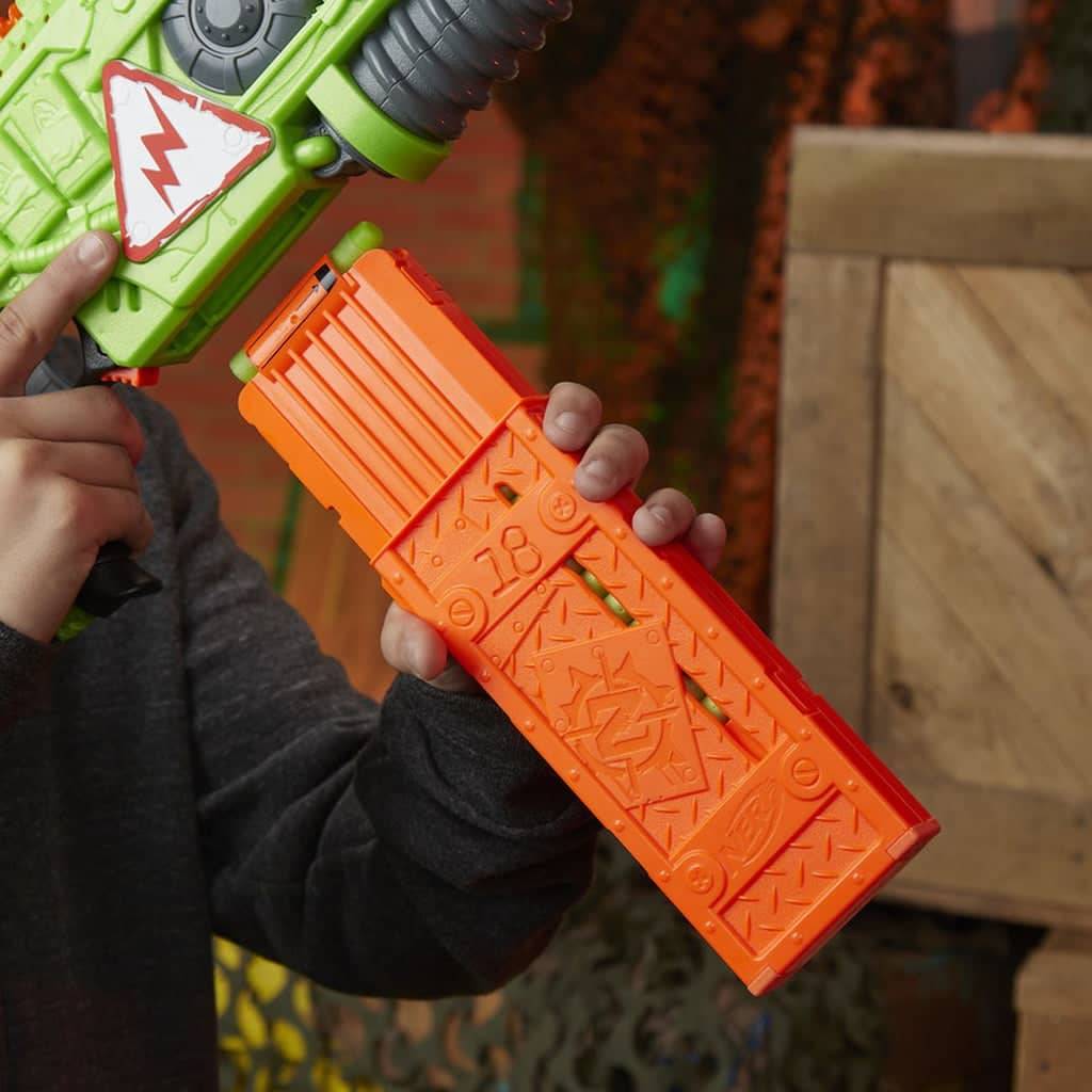 Nerf -  Zombie Strike Revoltinator