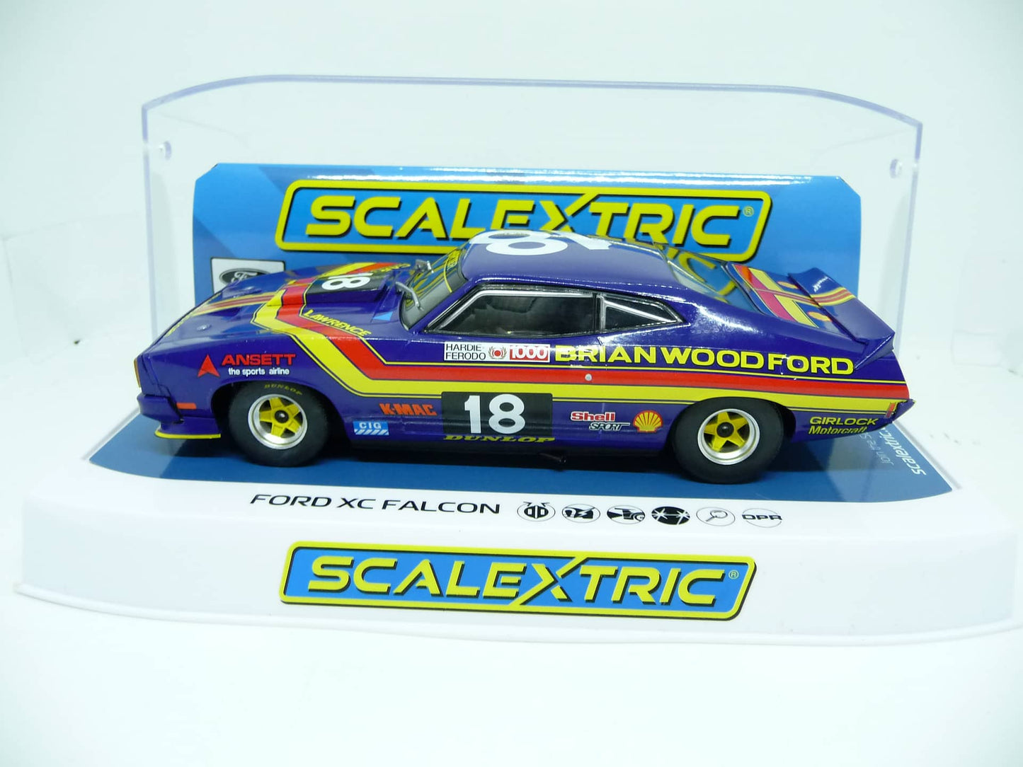 Scalextric -  C4260 1:32 Ford Falcon XC No18 Bathurst 1978 Slot car suit Carrera