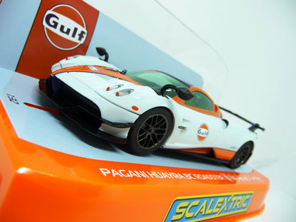 Scalextric -  C4335 Pagani Huayra Bc Roadster - Gulf Edition