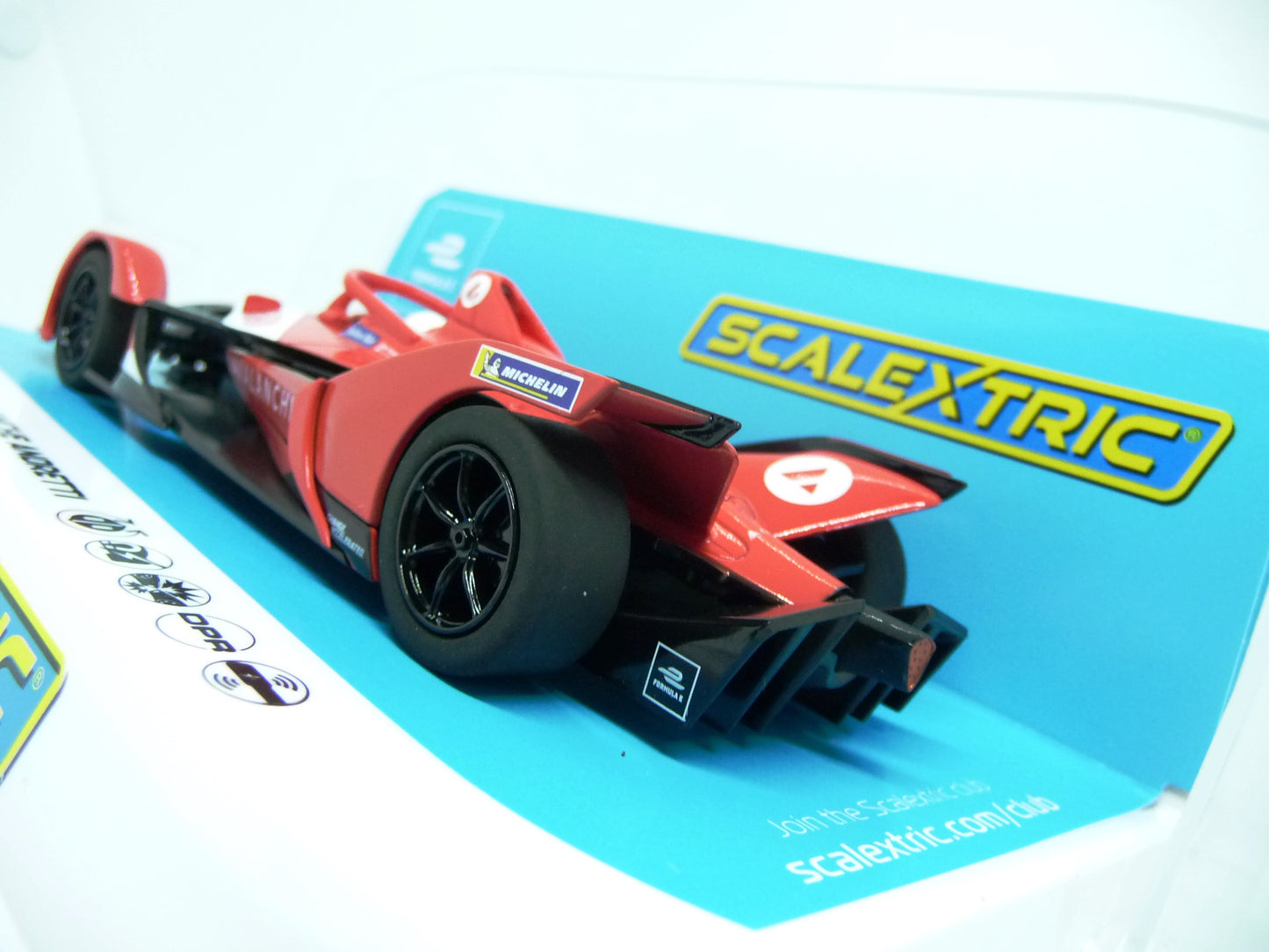 Scalextric -  C4315 Formula E - Avalanche Andretti - Season 8 - Jake Dennis
