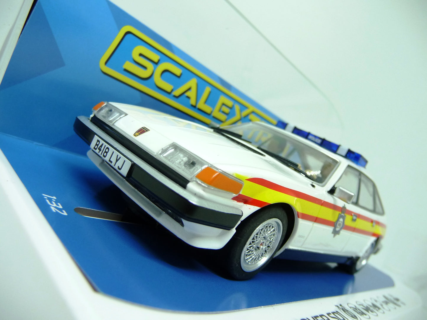 Scalextric -  C4342 Rover SD1 - Police Edition