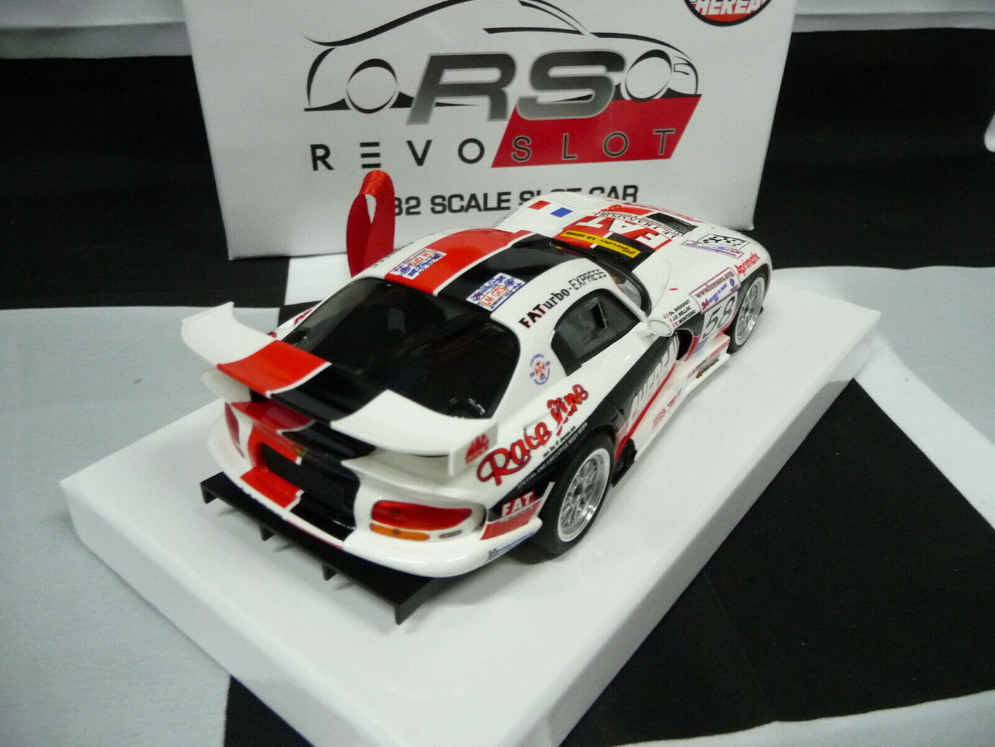 Revoslot -  1:32 RS0034 Dodge Viper Chereu Racing White No58 Scalextric/Carrera
