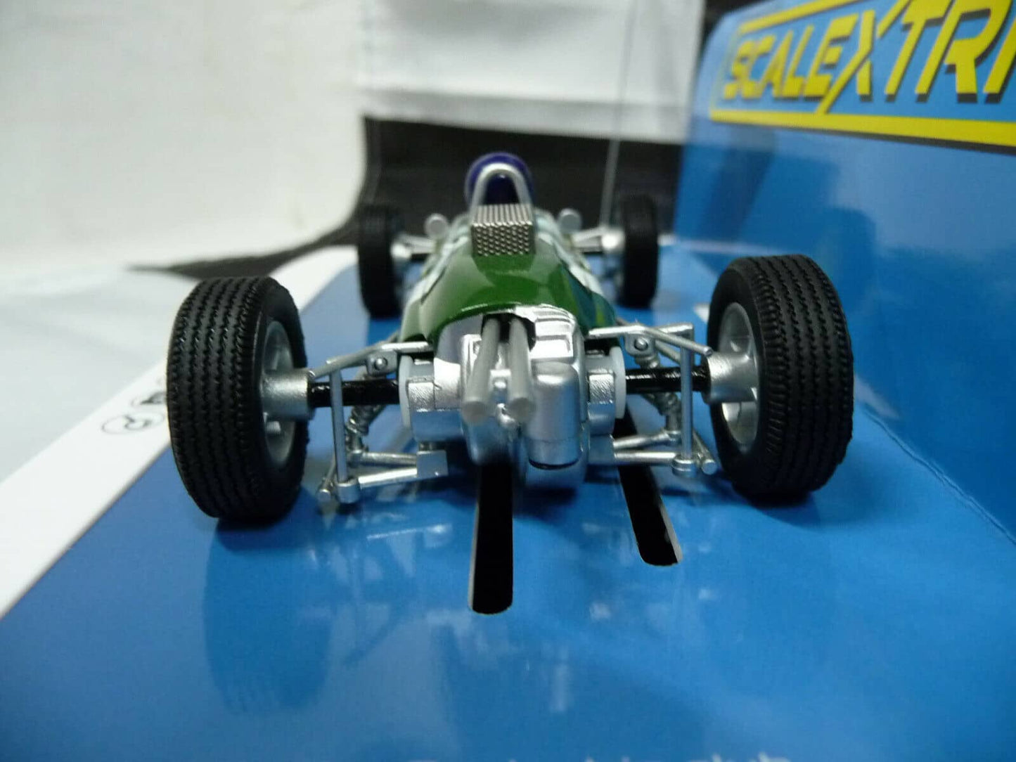 Scalextric -  C4195 1:32 Lotus 25 British  1962 Jim Clark Slot car suit Carrera