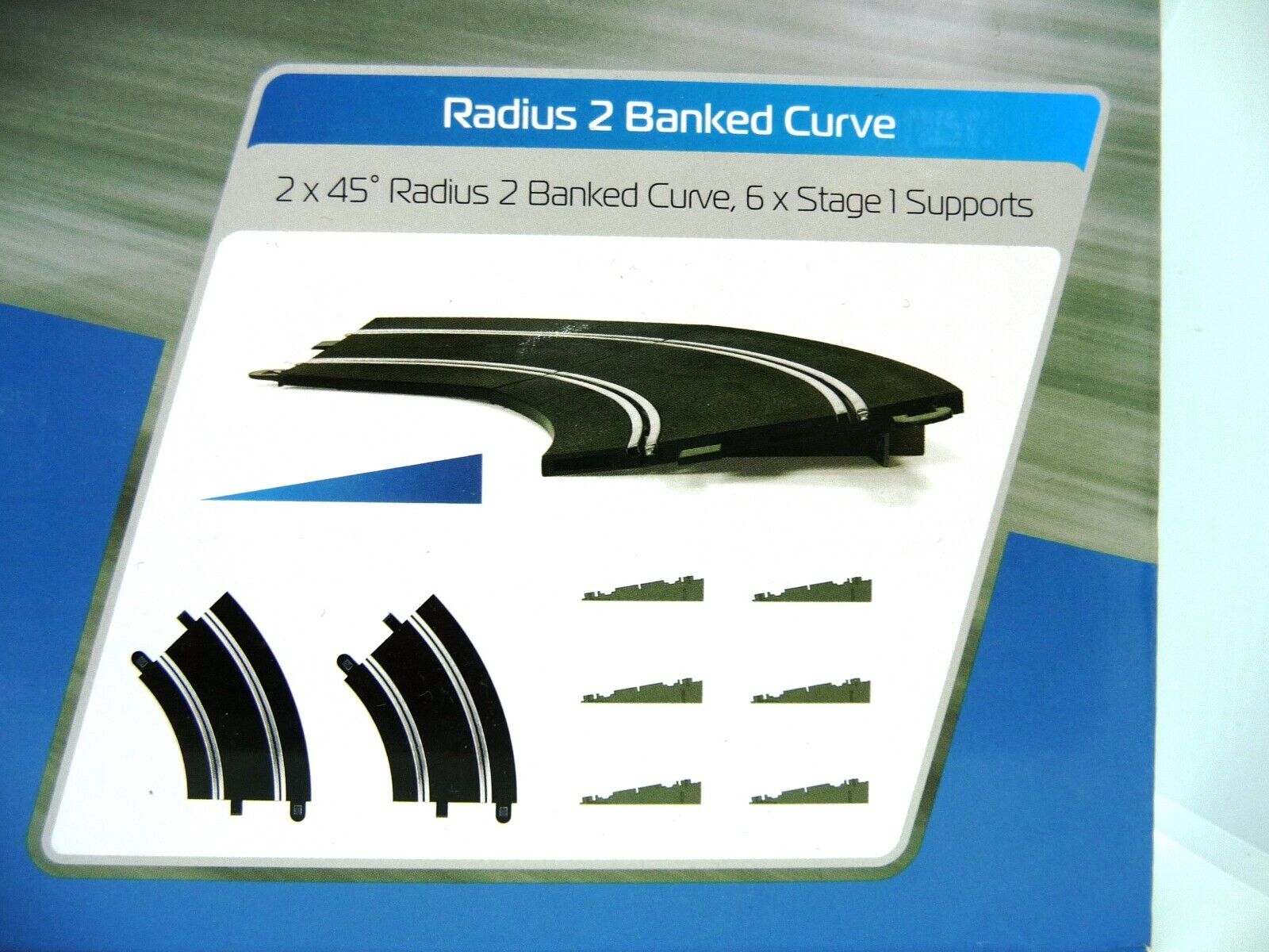 Scalextric - C8296 Radius 2 Banked Curve