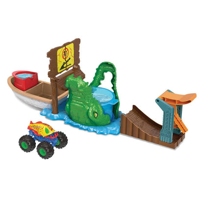 Hot Wheels - ® -  Monster Trucks Swamp Chomp  Playset