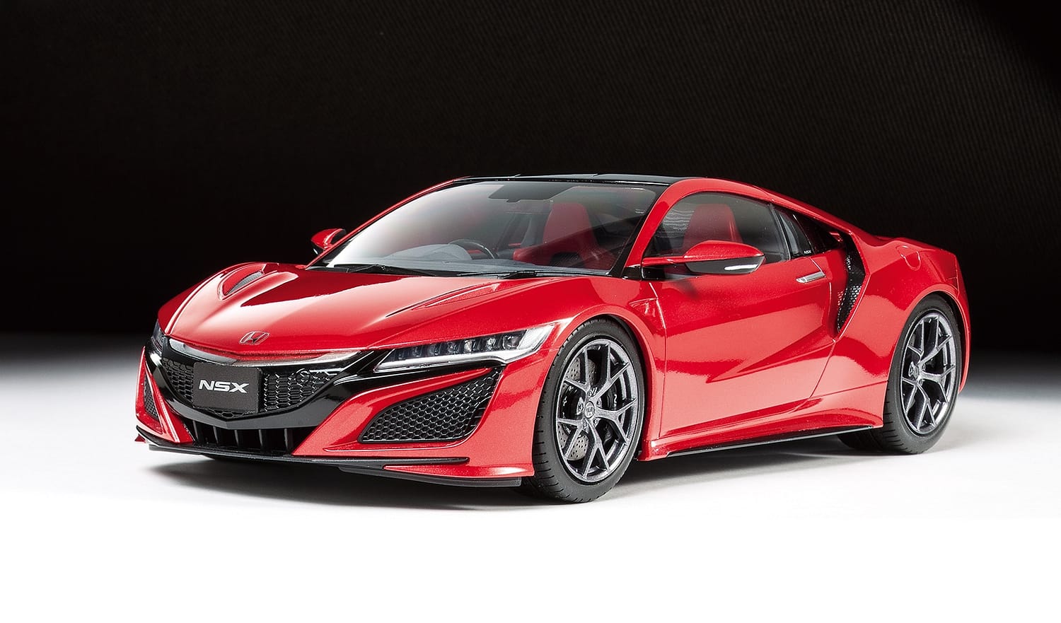 TAMIYA 1:24 HONDA NSX T24344 PLASTIC MODEL KIT