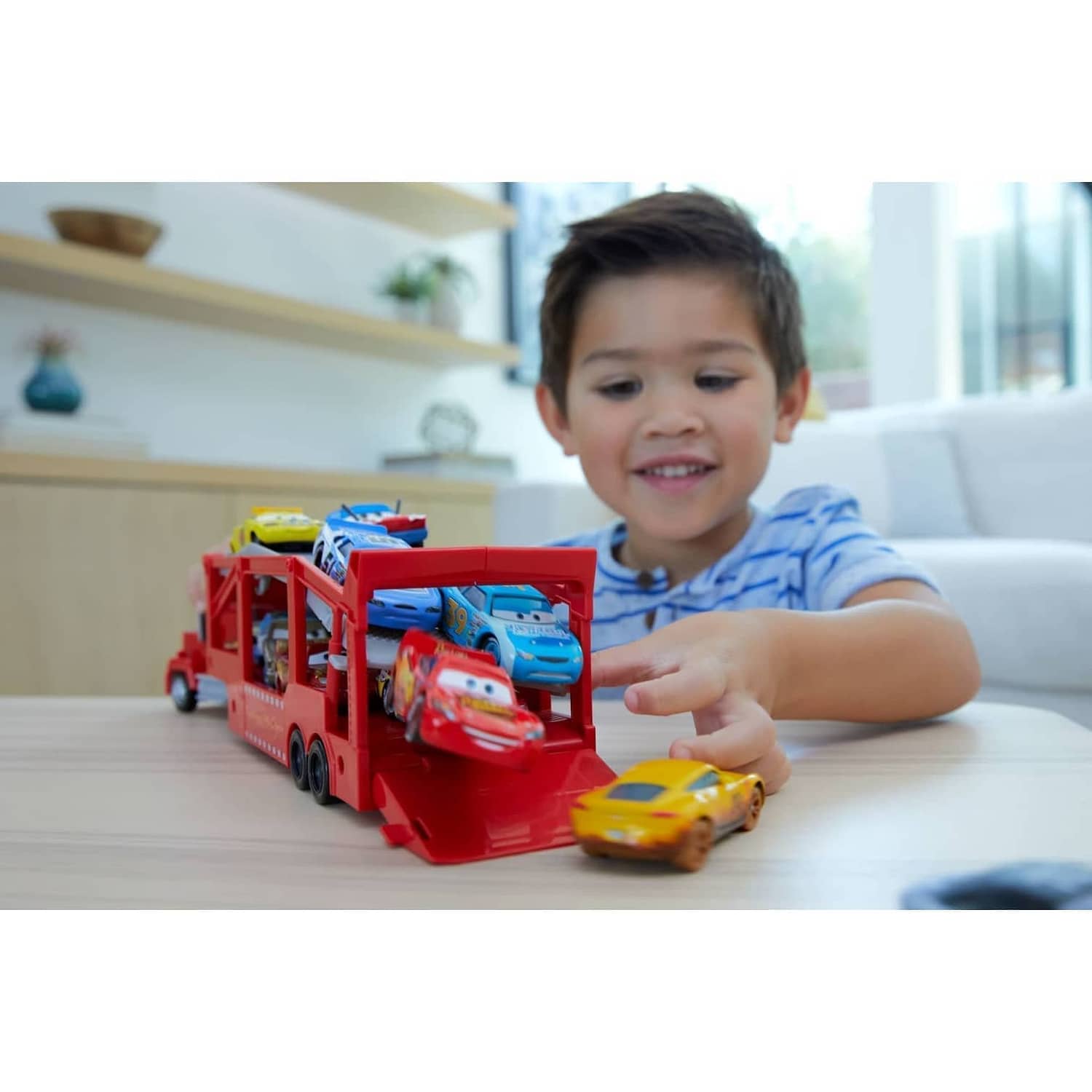 Disney Cars - Disney Pixar Cars Mack Hauler Mattel - Image 2