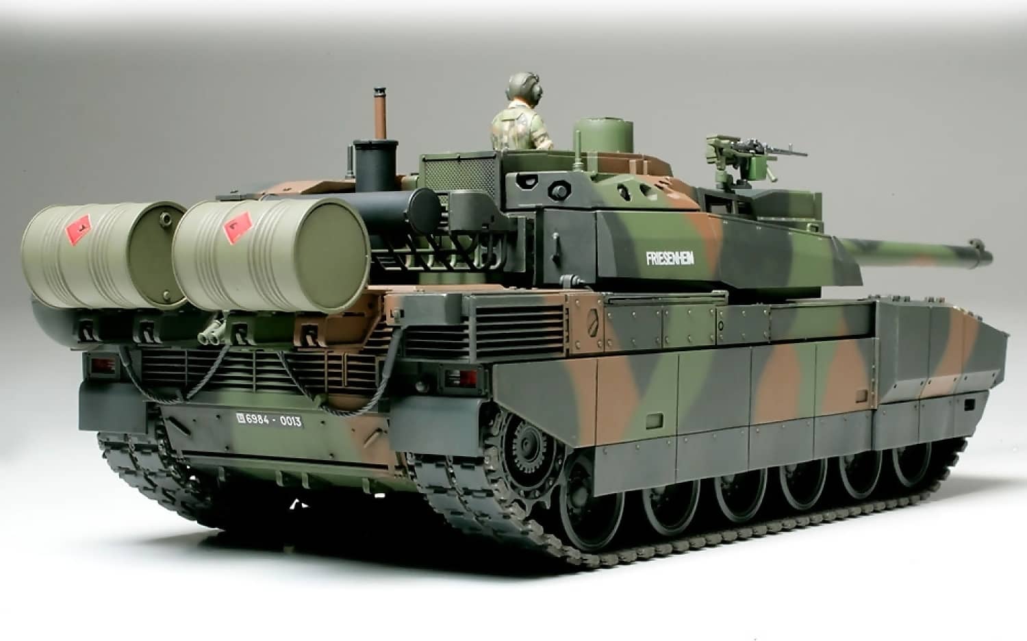 Tamiya French Main Battle Tank Leclerc Series 2 Scale 1:35 - Image 5
