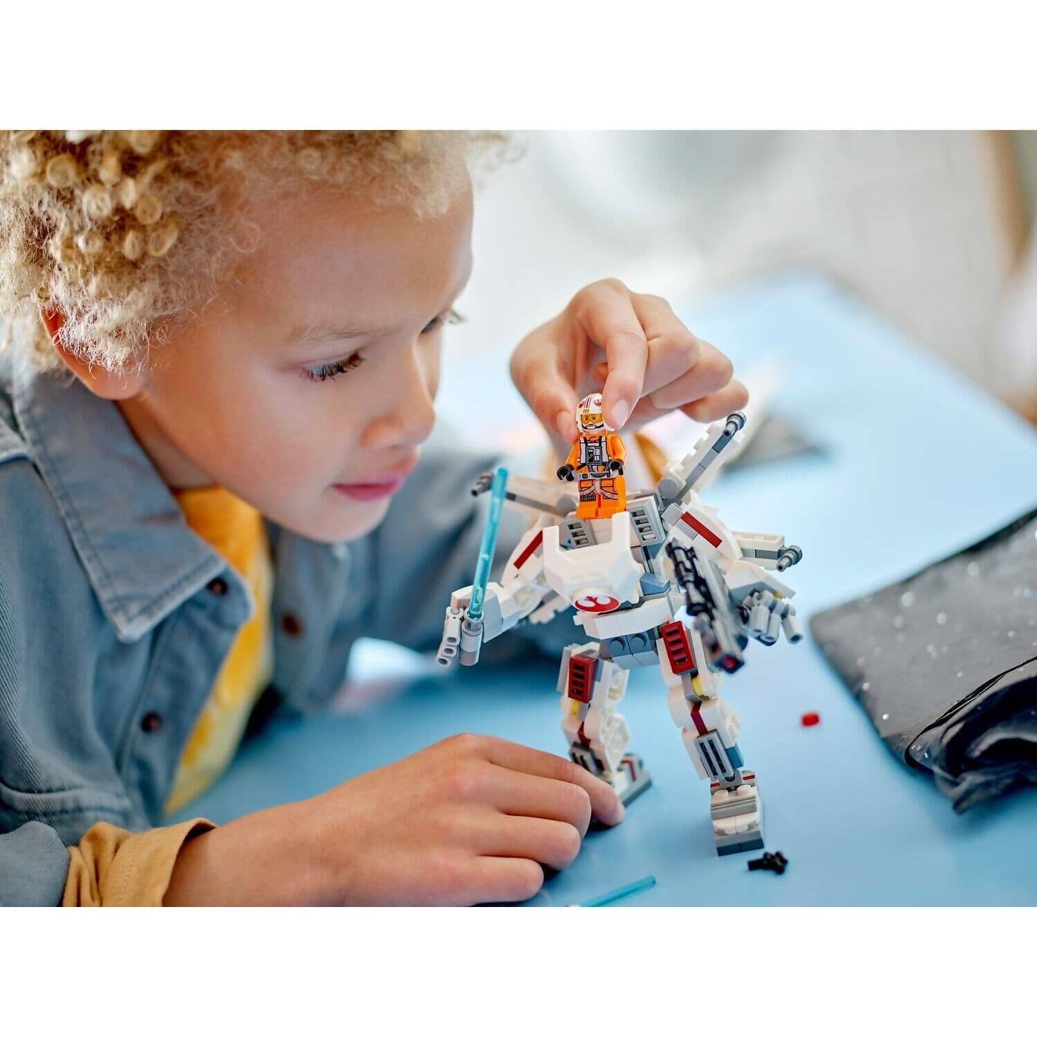 LEGO 75390 Luke Skywalker X-Wing Mech - Star Wars - Image 7