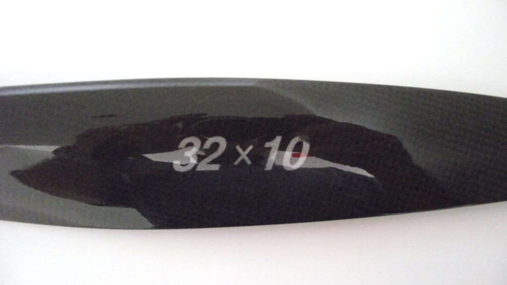 XOAR PROP 32X10 HOLLOW CARBON FIBRE 2 BLADE