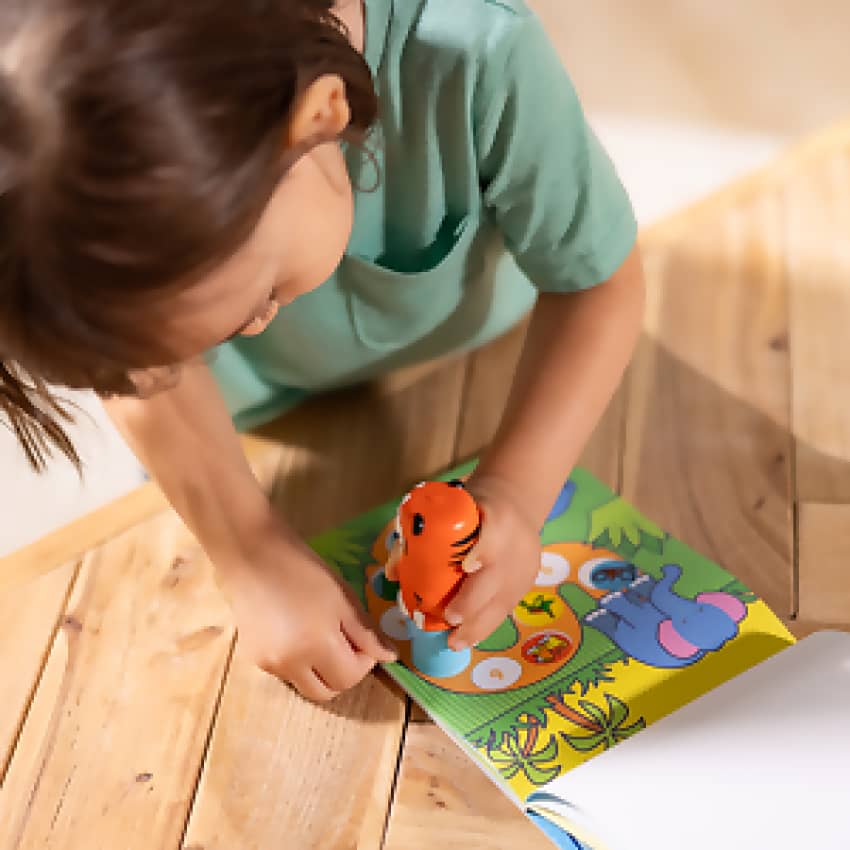 Melissa & Doug - Sticker WOW! Activity Pad Set - Tiger - Image 7