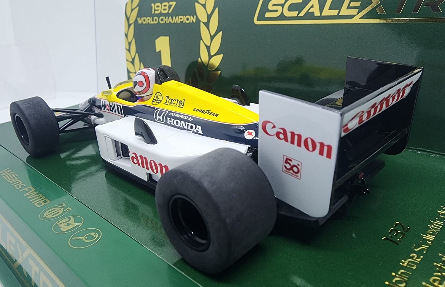 Scalextric C4309 Williams FW11 Nelson Piquet 1987 World Champion - Image 3