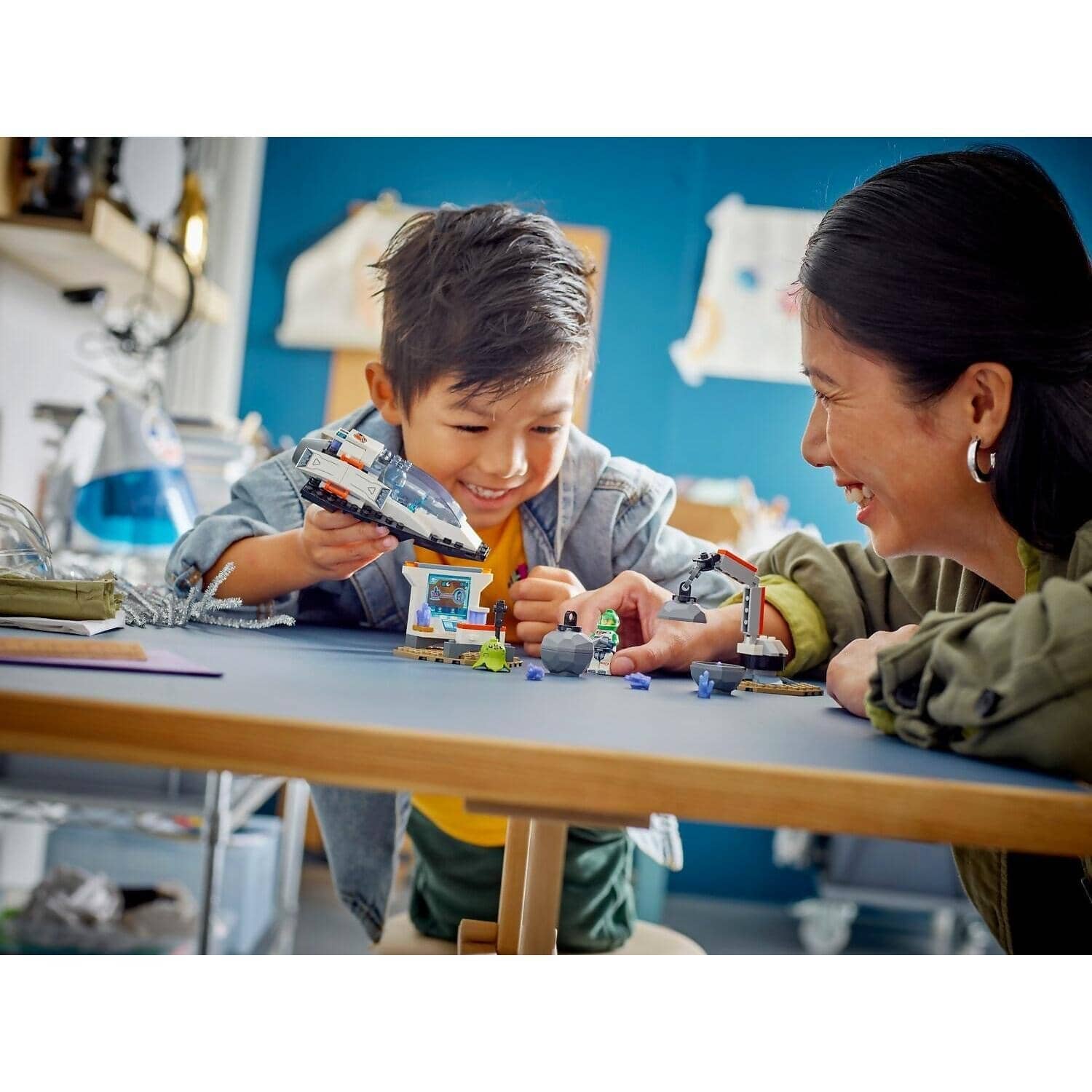 LEGO 60429 Spaceship and Asteroid Discovery - City 4+ - Image 7