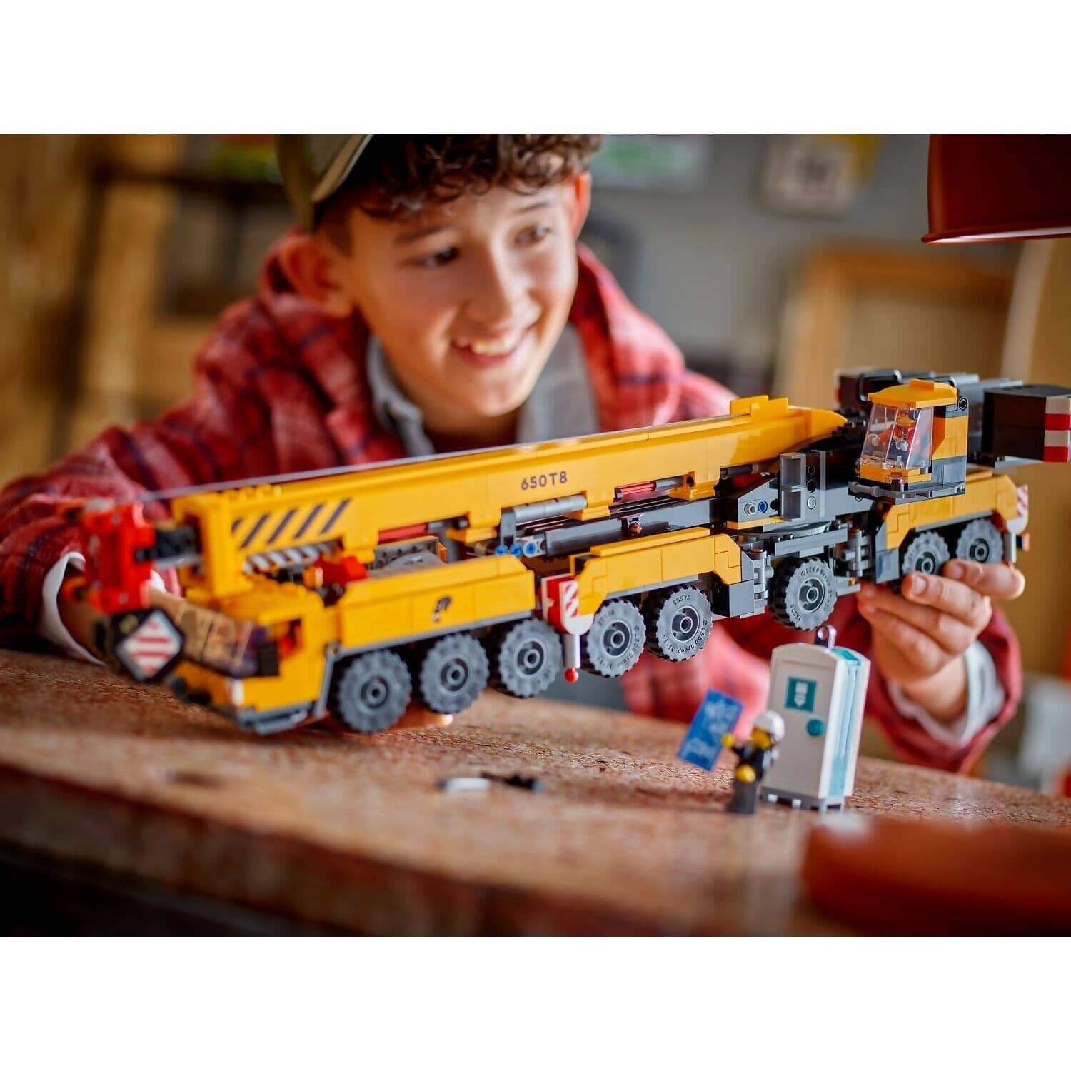 LEGO 60409 Yellow Mobile Construction Crane - City - Image 9