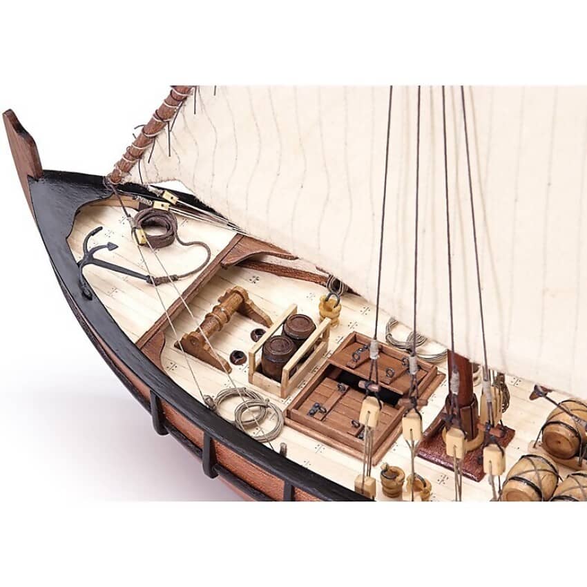 Artesania Scale 1/65 La Nina Wooden Ship Model (22410) - Image 2