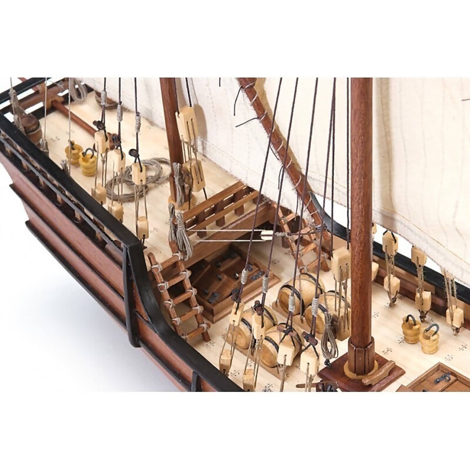 Artesania Scale 1/65 La Nina Wooden Ship Model (22410) - Image 3