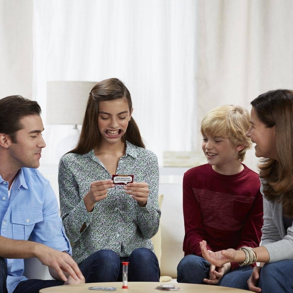 Hasbro Gaming - Speak Out Kids Vs Parents Game Hasbro - Image 8