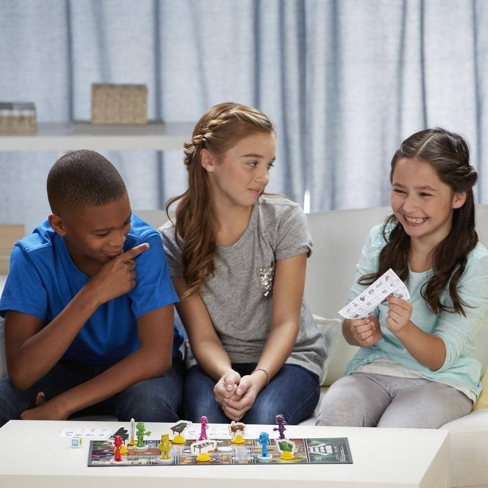 Hasbro Gaming - Cluedo Junior Game Hasbro - Image 5