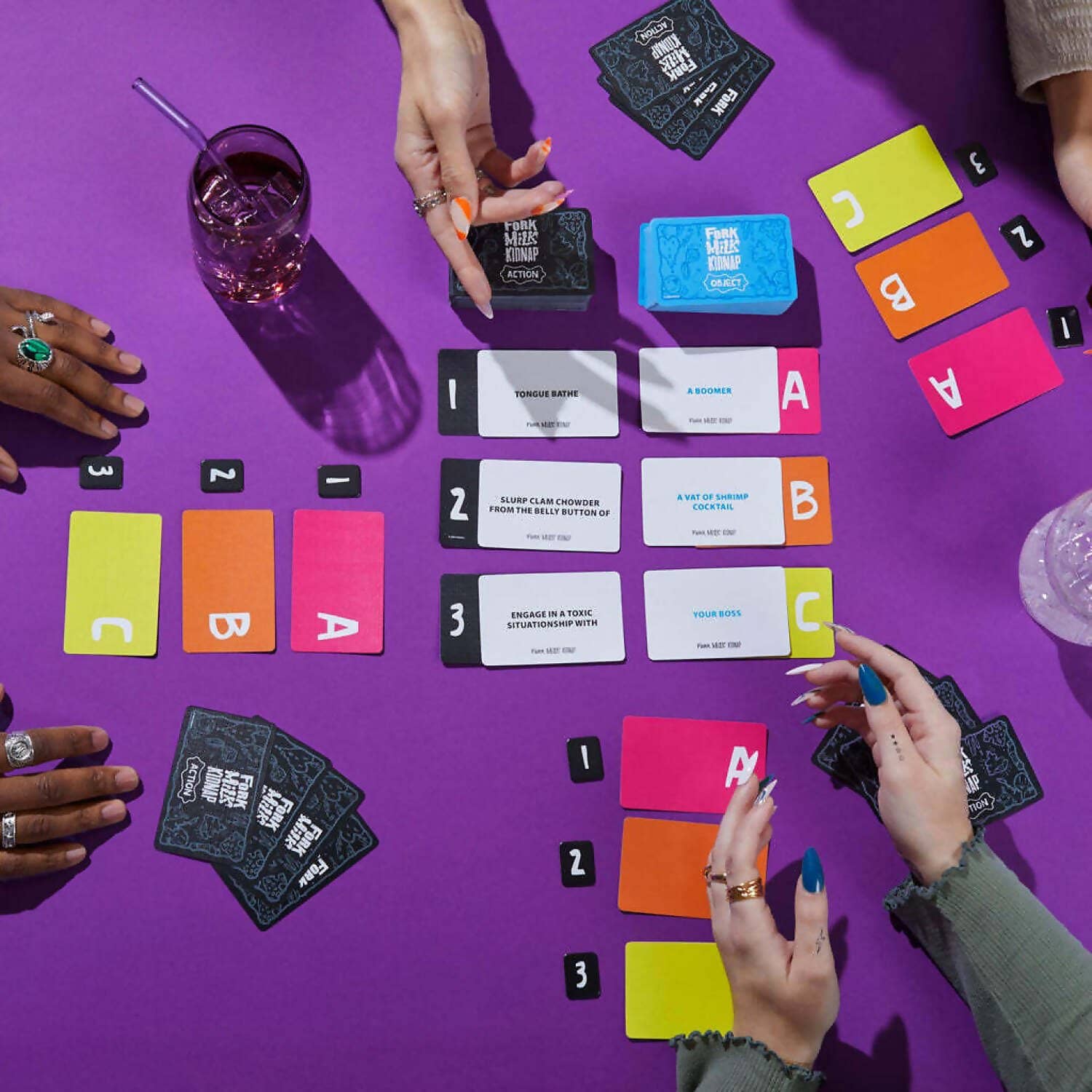 Hasbro Gaming - Fork Milk Kidnap Card Game - Image 5