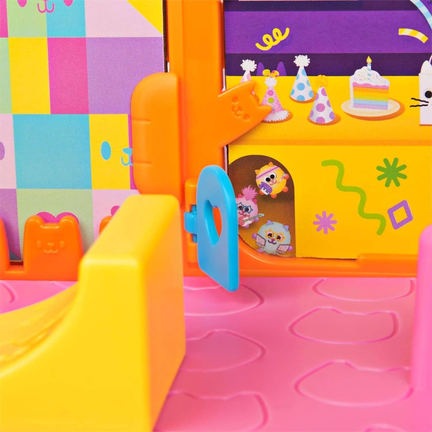 Gabby's Dollhouse - Party Room Playset - Image 7
