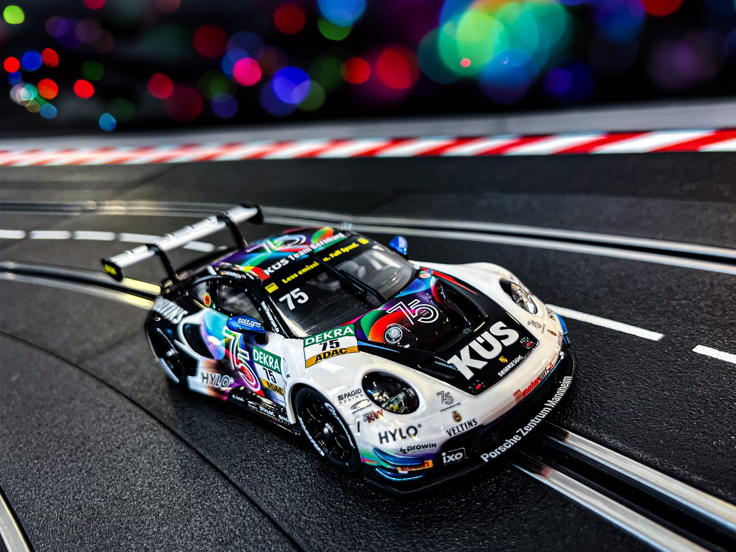 Carrera Evolution 1:32 - Porsche 911 GT3 R Team Bernhard No.75 DTM 2023 - Slot Car Also Suits Scalextric - Image 3