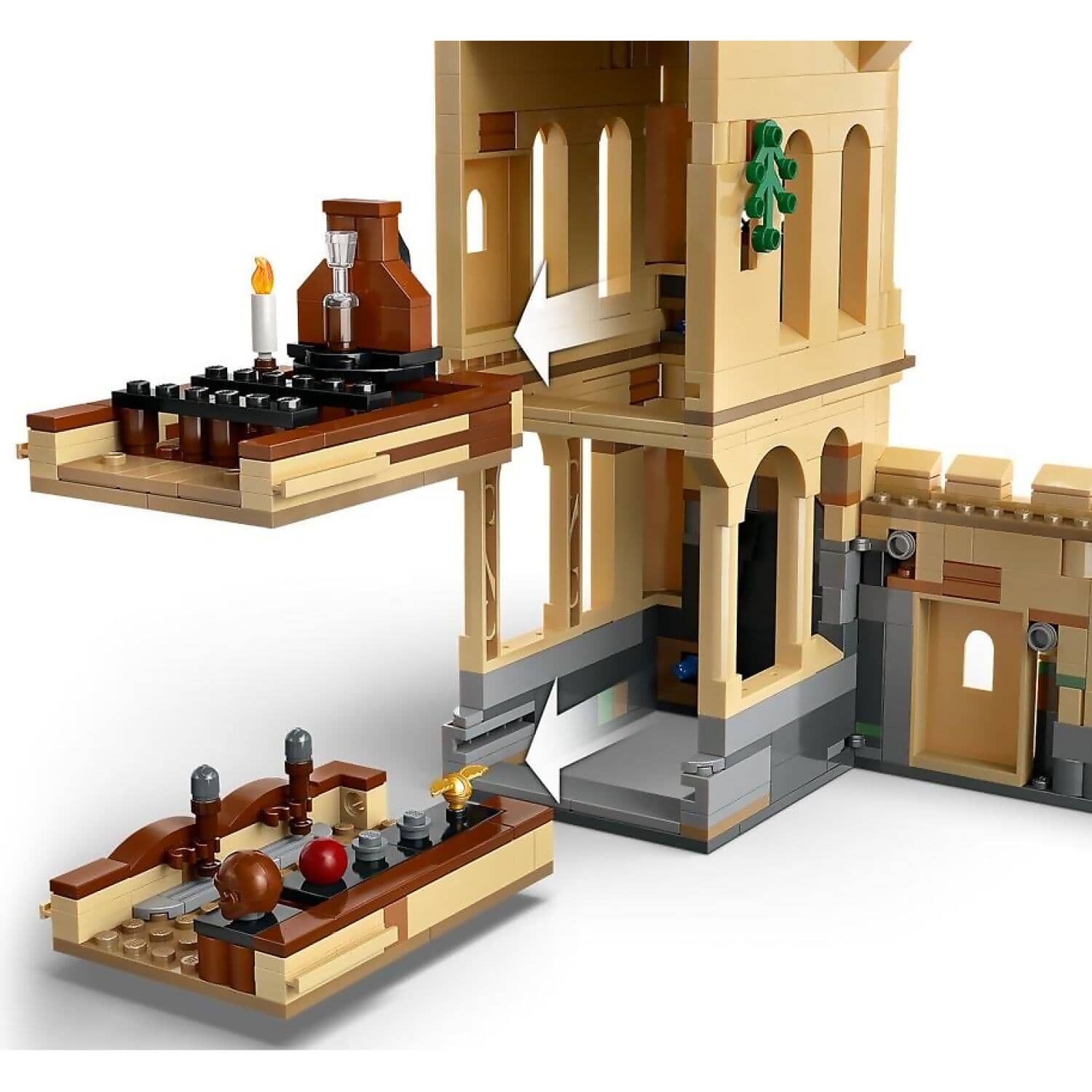 LEGO 76447Hogwarts™ Castle: Flying Lessons - Harry Potter - Image 4