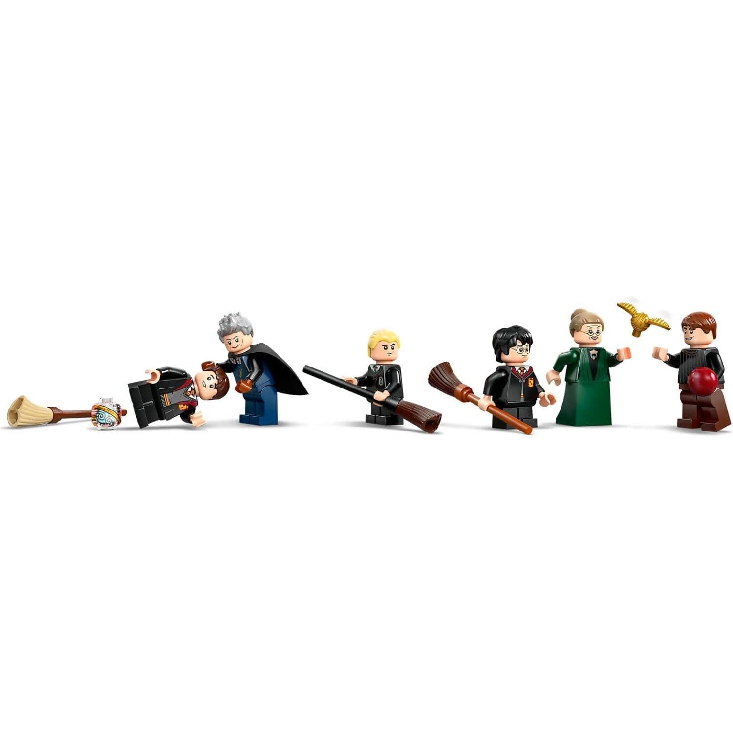 LEGO 76447Hogwarts™ Castle: Flying Lessons - Harry Potter - Image 6