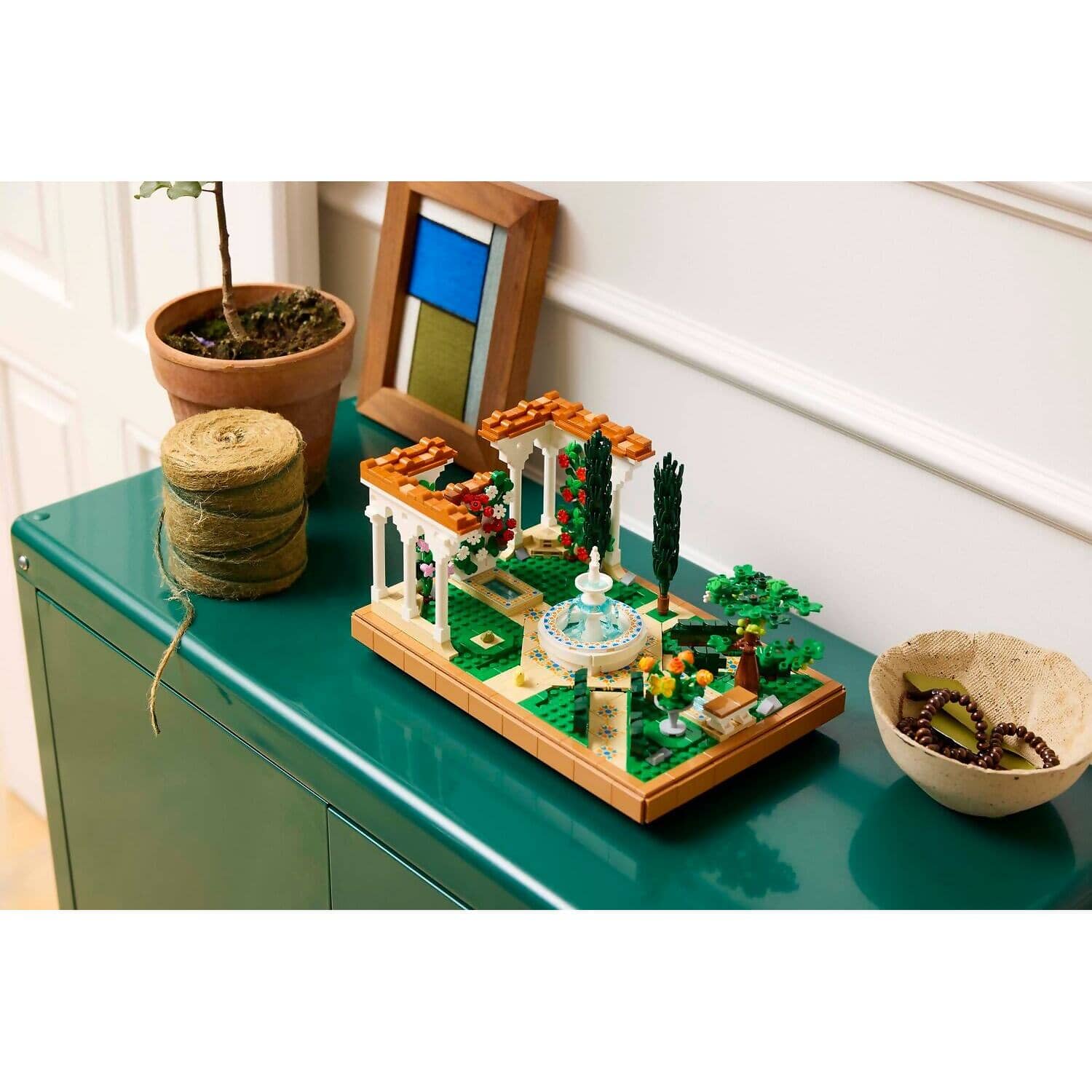 LEGO 10359 Fountain Garden - Icons - Image 9