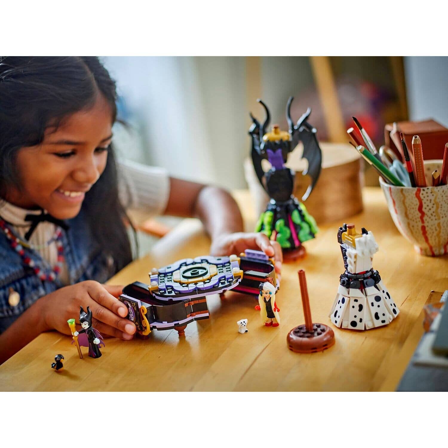 LEGO 43262 Maleficent's and Cruella De Vil's Dresses - Disney - Image 5