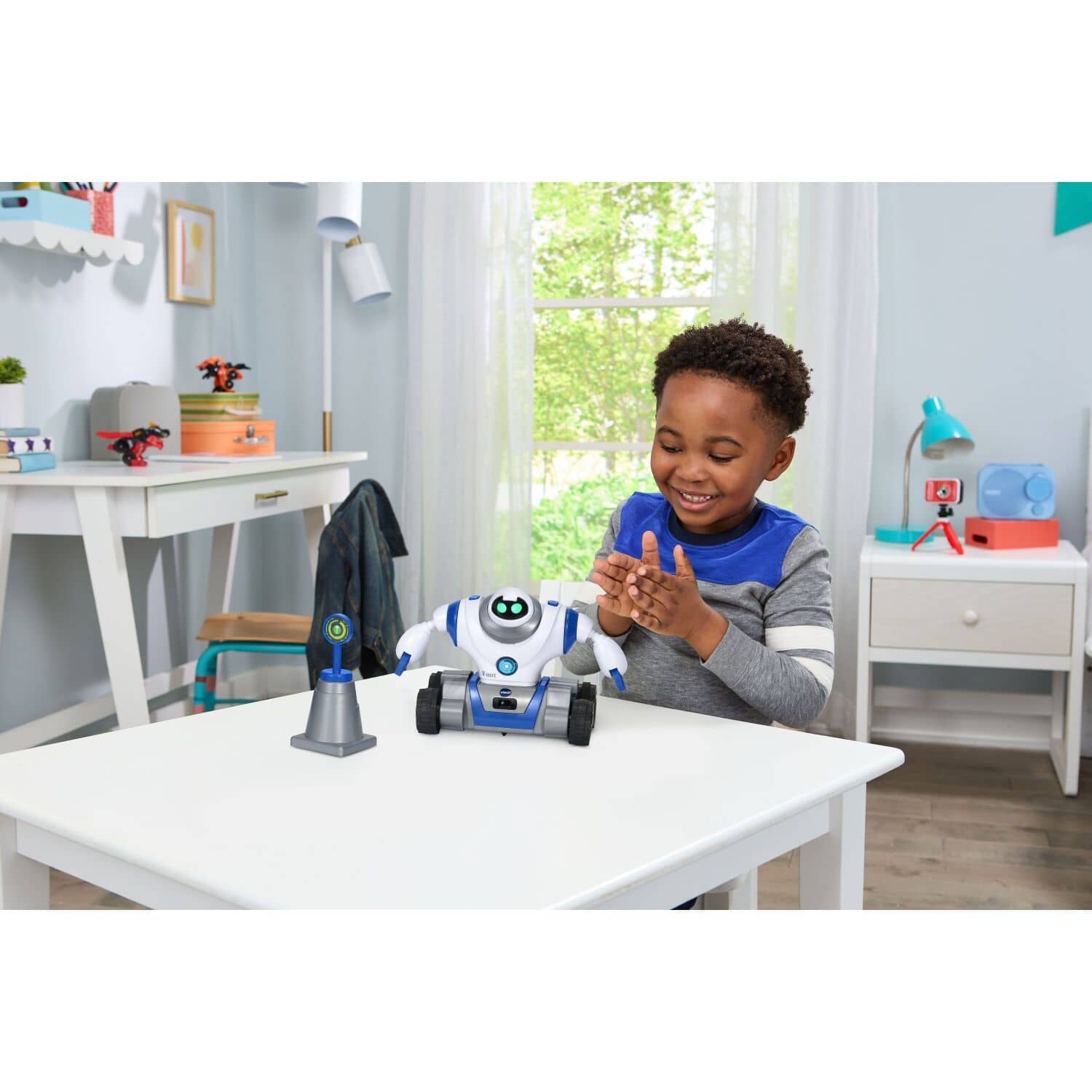Vtech - V-bot 5-in-1 Motorised Robot - Image 6