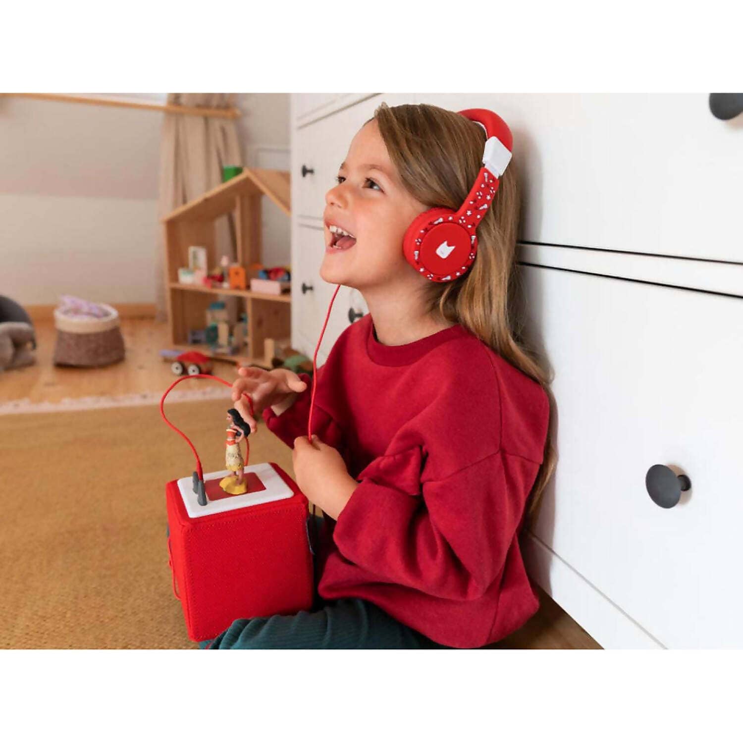 Tonies - Foldable Headphones Red Colour For Kids (Toniebox Not Included) - Image 4