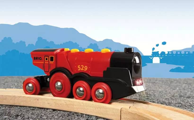 Brio World - Mighty Red Action Locomotive Train - Image 5