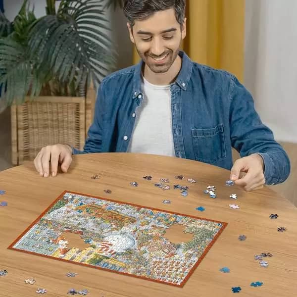 Ravensburger - Here Comes Christmas! Jigsaw Puzzle 500pc - Image 3