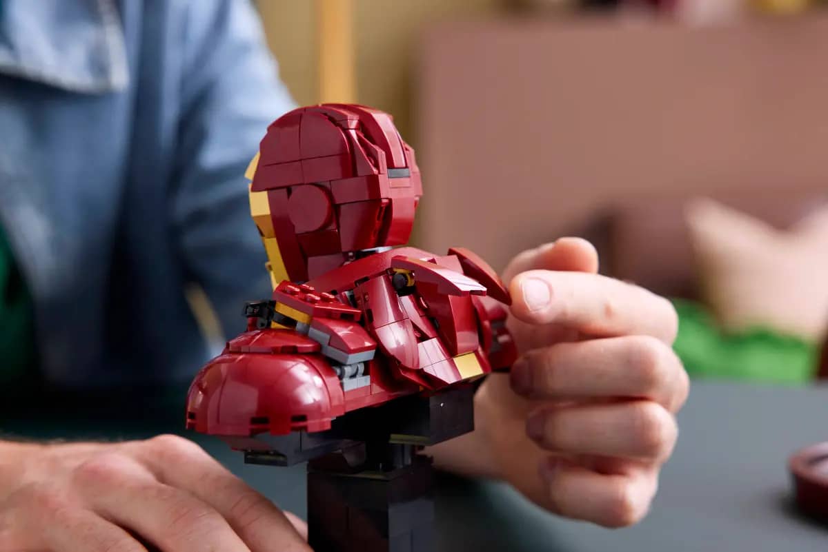 LEGO 76327 Iron Man MK4 Bust - Marvel - Image 8
