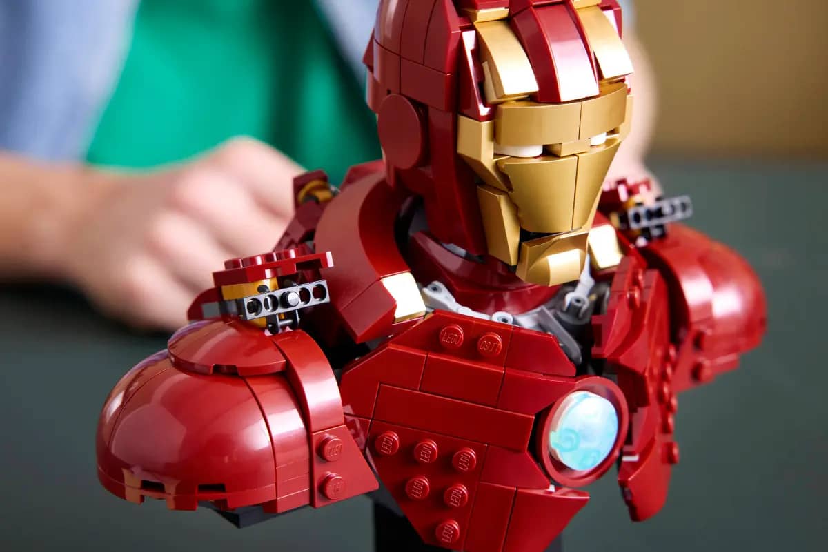 LEGO 76327 Iron Man MK4 Bust - Marvel - Image 9