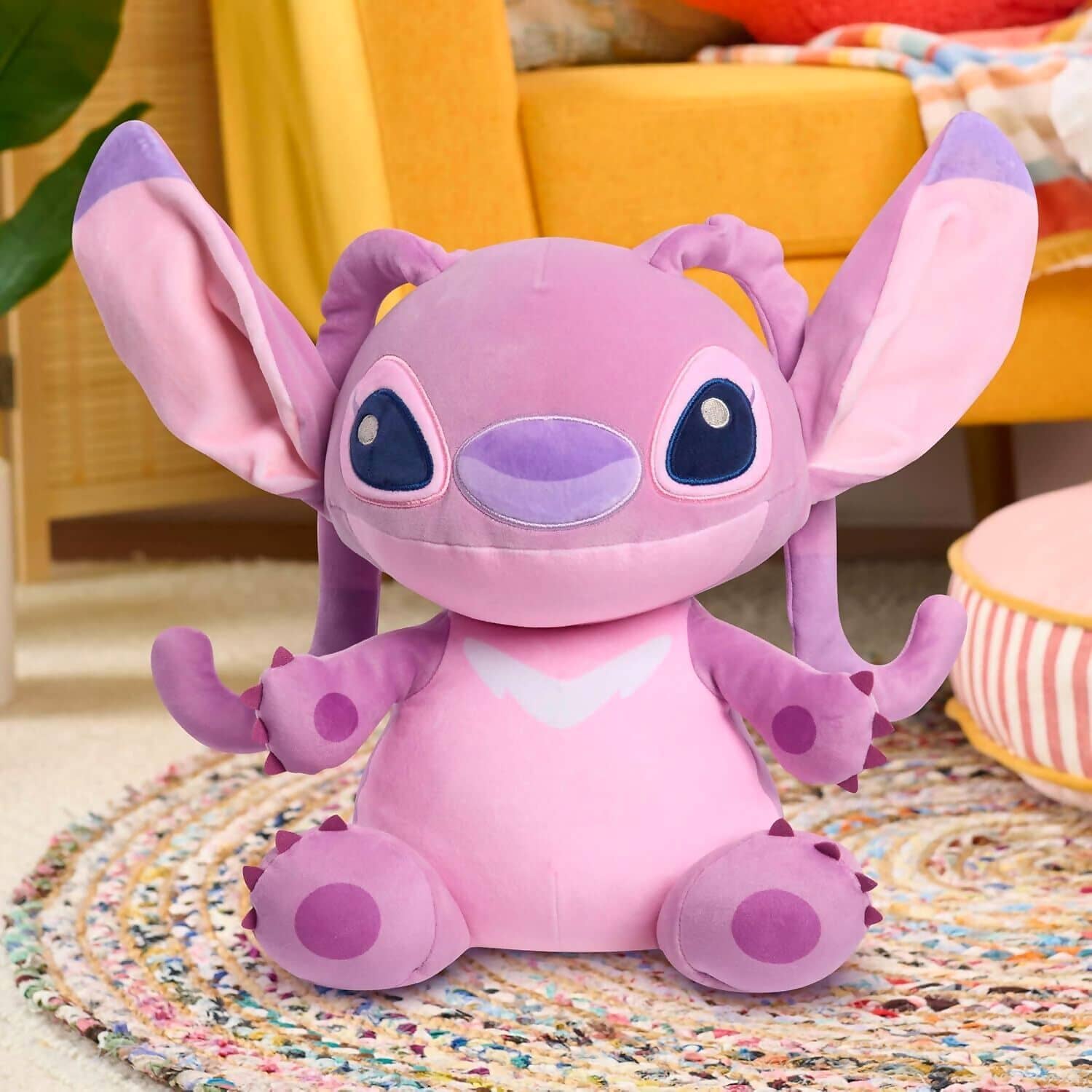 Disney Stitch - Comfeez Weighted Angel 14-inch Plush - Image 3