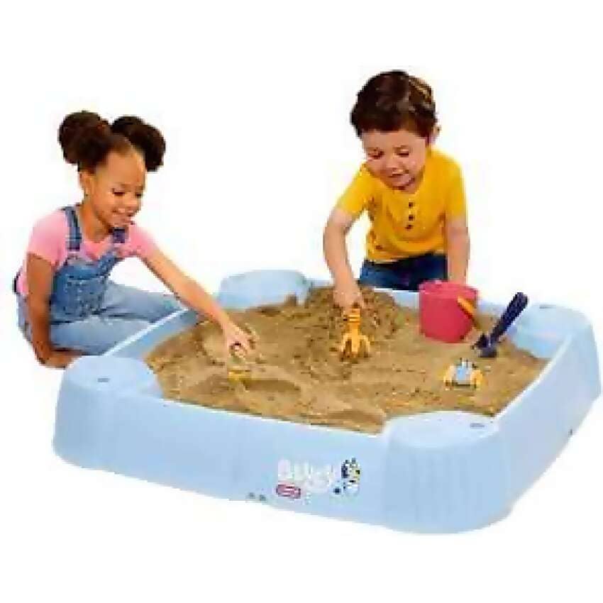 Little Tikes - Bluey Beach Day Sandbox - Image 4