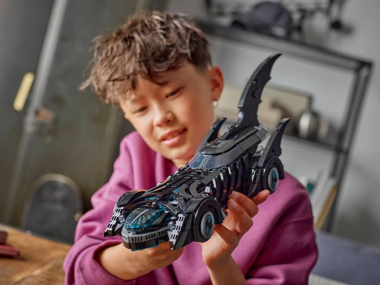 LEGO 76304 Batman Forever™ Batmobile™ - DC Super Heroes - Image 8