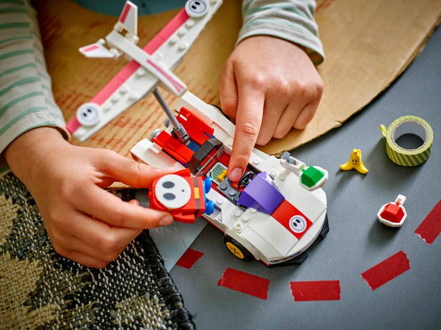 LEGO 72045 Mario Kart™ – Shy Guy & P-Wing - Super Mario - Image 9