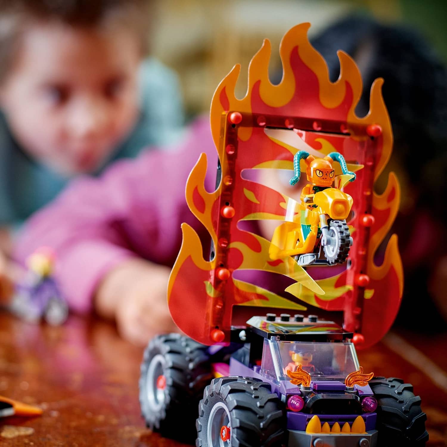 LEGO 60339 Double Loop Stunt Arena - City Stuntz - Image 7