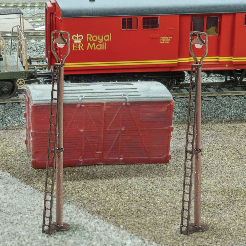 MODELSCENE YARD LAMPS (8) SM665047
