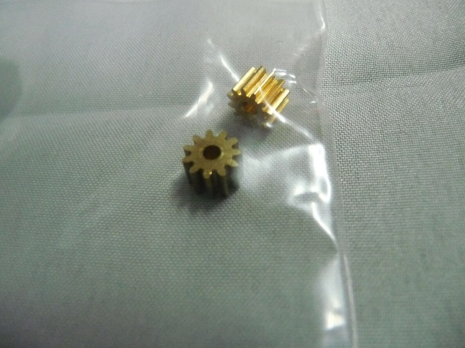 BRM SLOT RS-212 RevoSlot 12 Z Pinion dia 6.4mm - Image 3